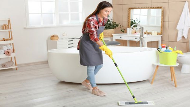 cara ampuh mencegah lantai kamar mandi yang licin